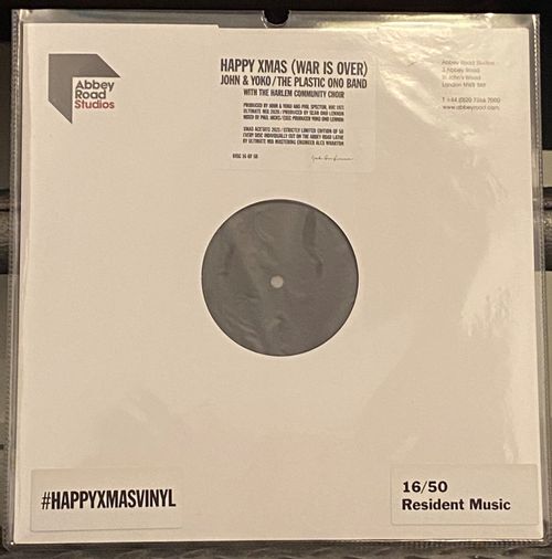 HAPPY XMAS (WAR IS OVER). (Ultimate Mix, 2020) John & Yoko Plastic Ono Band  + Harlem Community Choir 